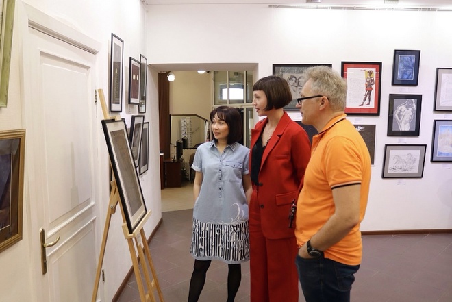Открылась выставка каллиграфии в Барнауле